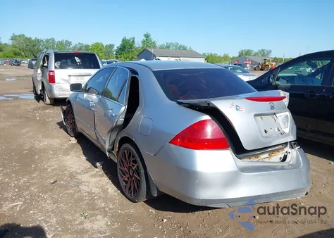 2006 Honda Accord 2.4 Se from USA, damaged, VIN 1HGCM563X6A086986